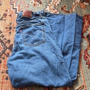 Levi’s Wide Leg Cinch Waist Jeans